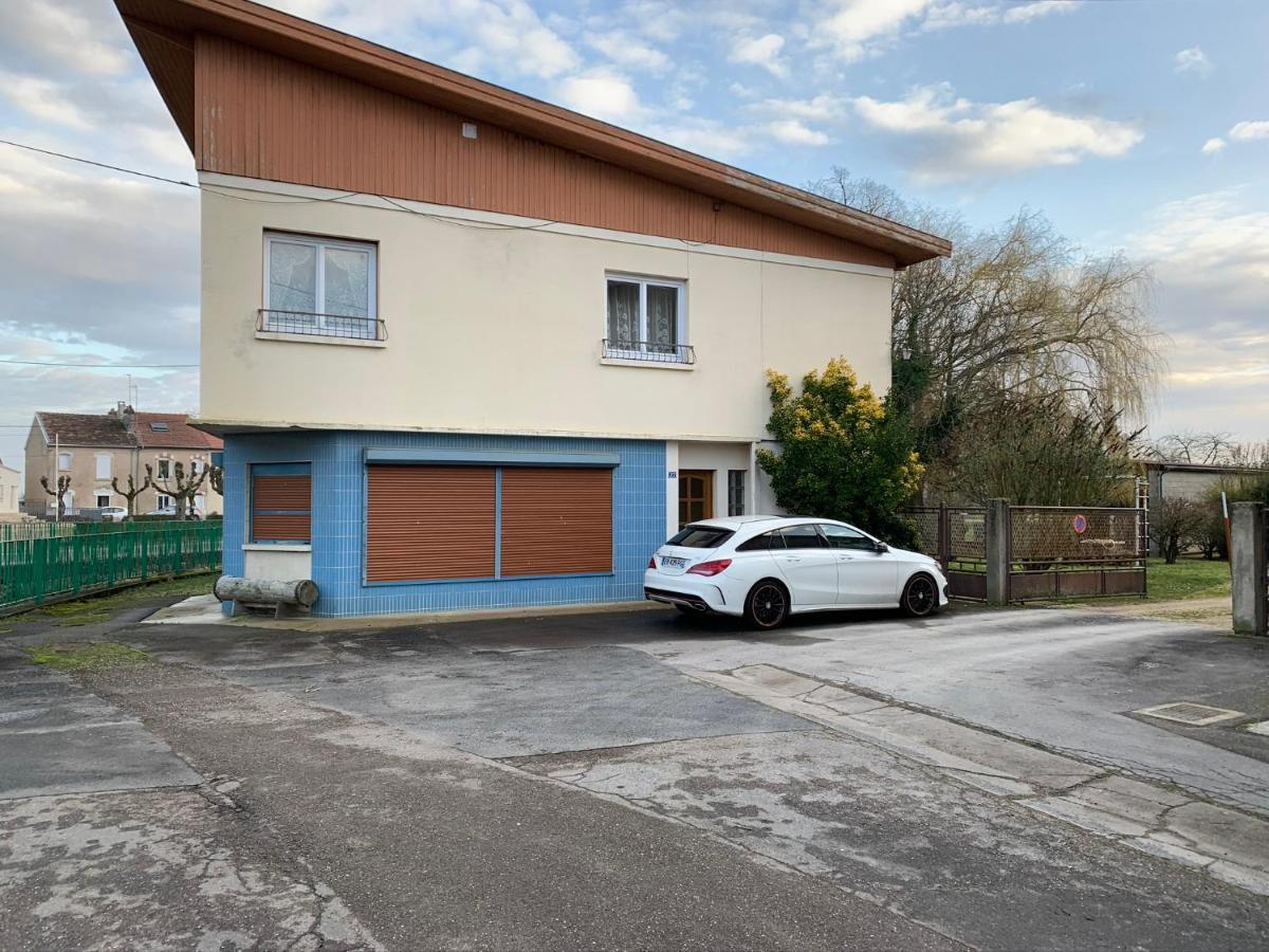 Appartement Dans Maison Avec Cour Et Parc Fresnes-en-Woevre Zewnętrze zdjęcie